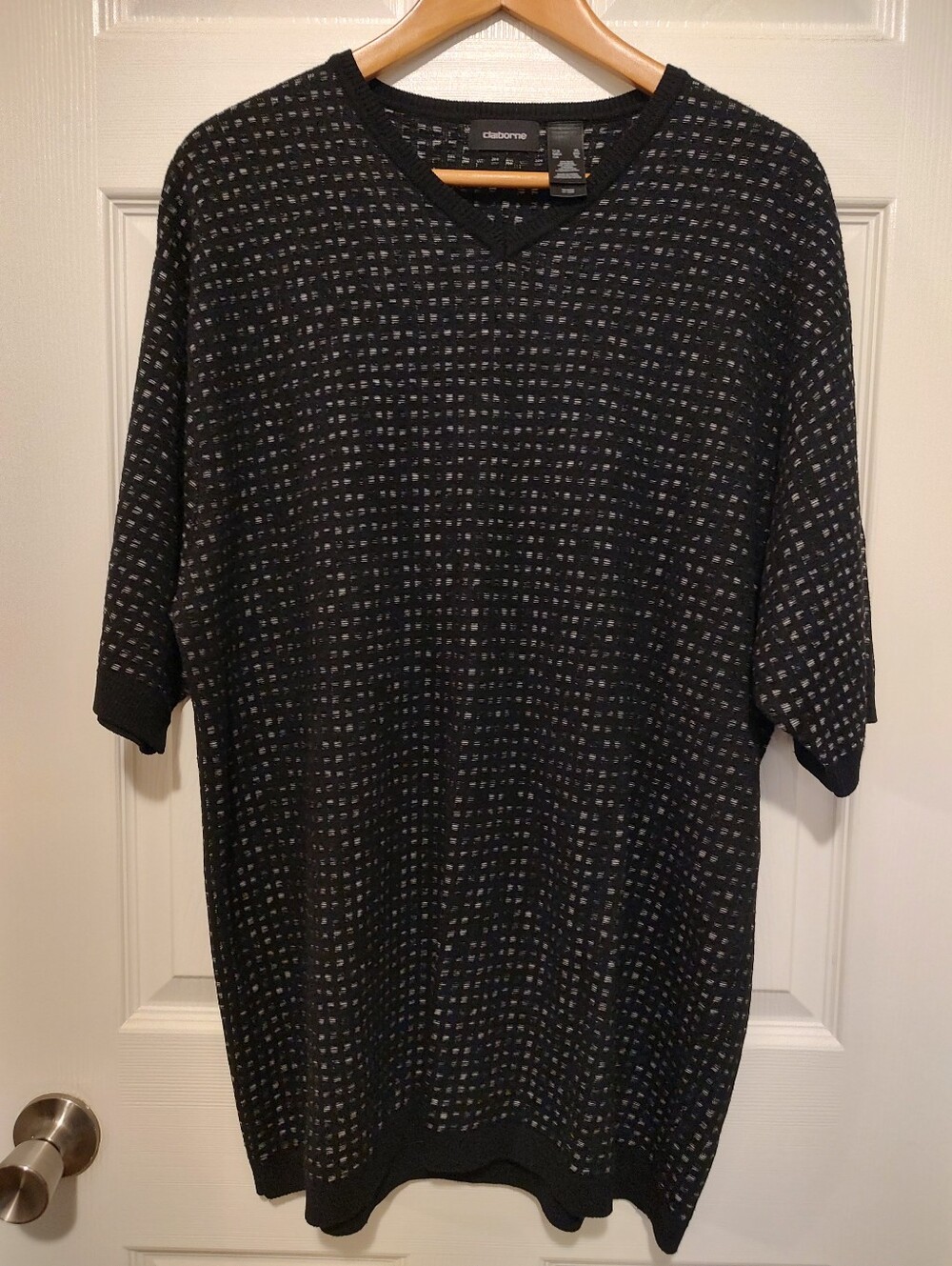 Claiborne Men's Black Patterned Short-Sleeve Sweater Shirt